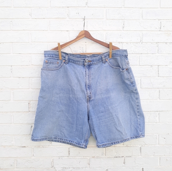 Vintage Levi's Highrise Mom Shorts size 22 - Picture 1 of 6